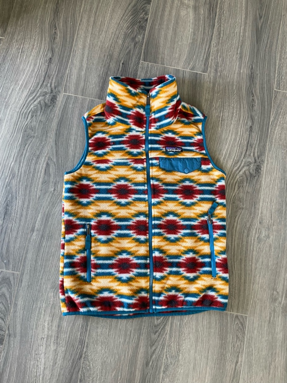 Patagonia Synchilla Fleece Vest Wild Desert Prairie Gold Aztec Womens Size Small